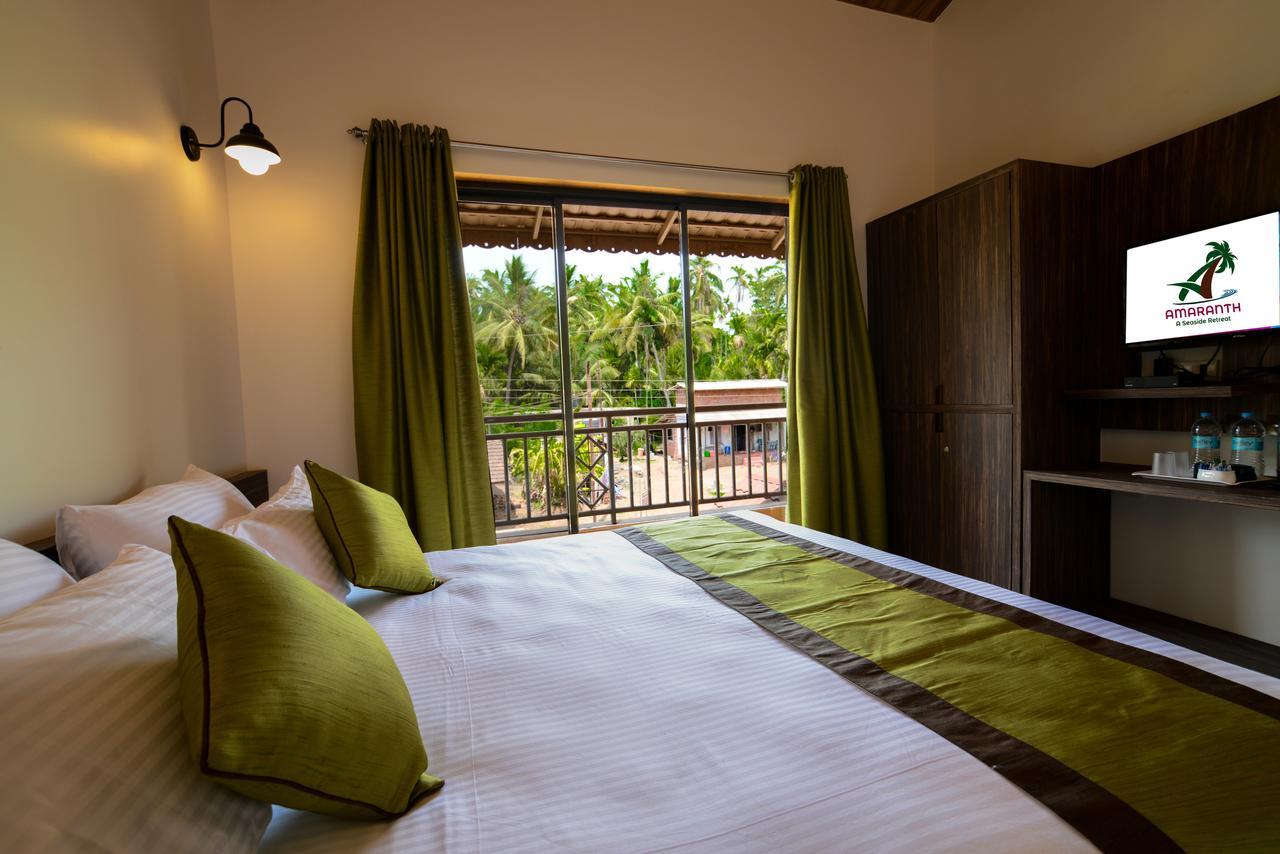 Feet Up Amaranth Resort Dāpoli Eksteriør bilde